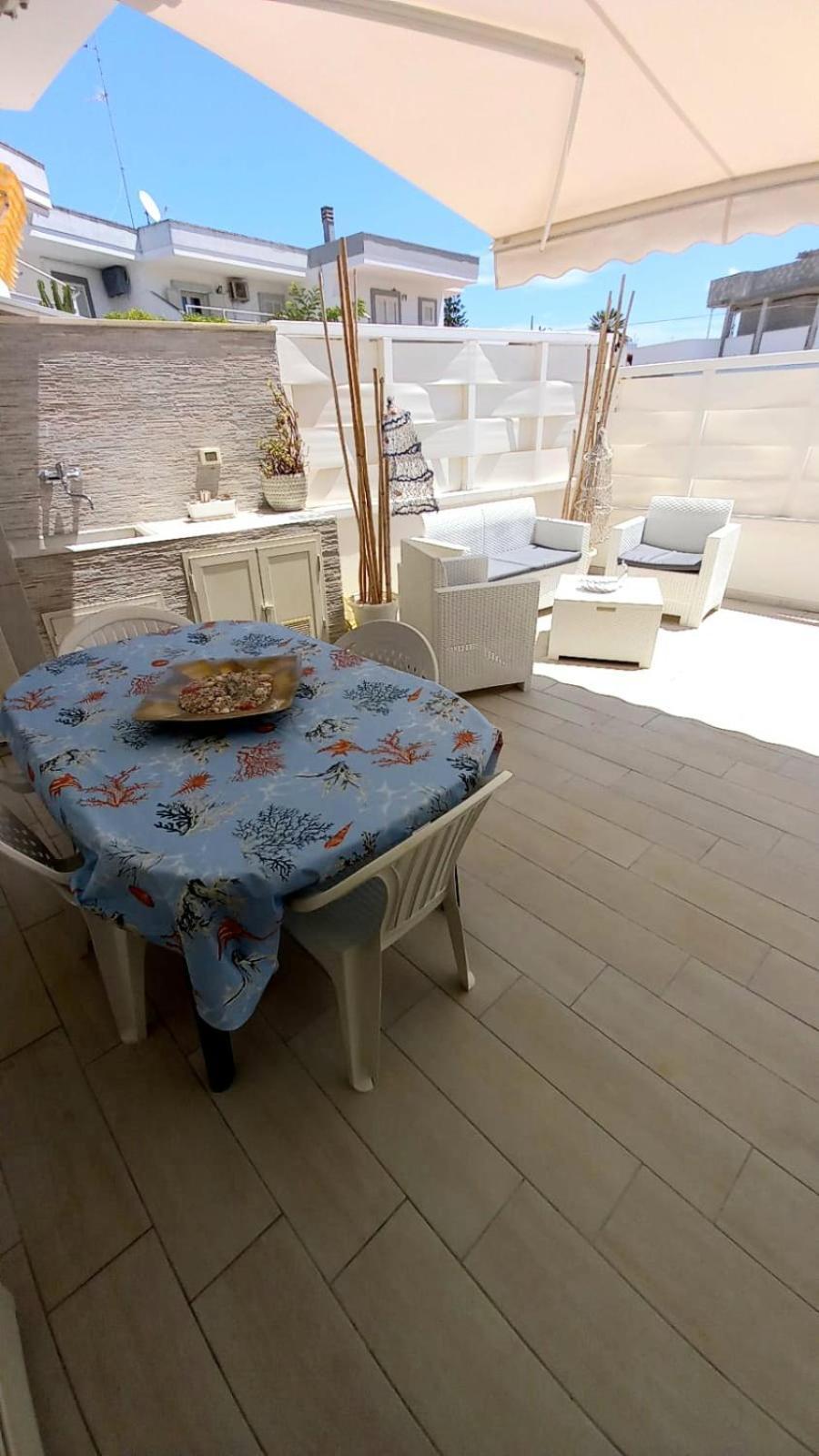 Villa Trenta metri dal mare Caraibico Lido Marini Esterno foto