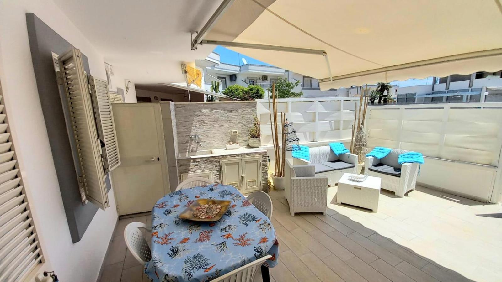 Villa Trenta metri dal mare Caraibico Lido Marini Esterno foto